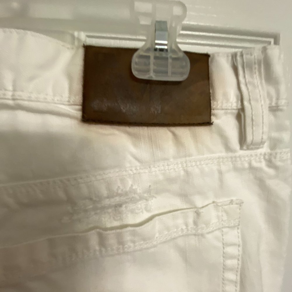 EUC~MK Mens 38X32 White denim Factory distressed Jeans - Picture 10 of 13